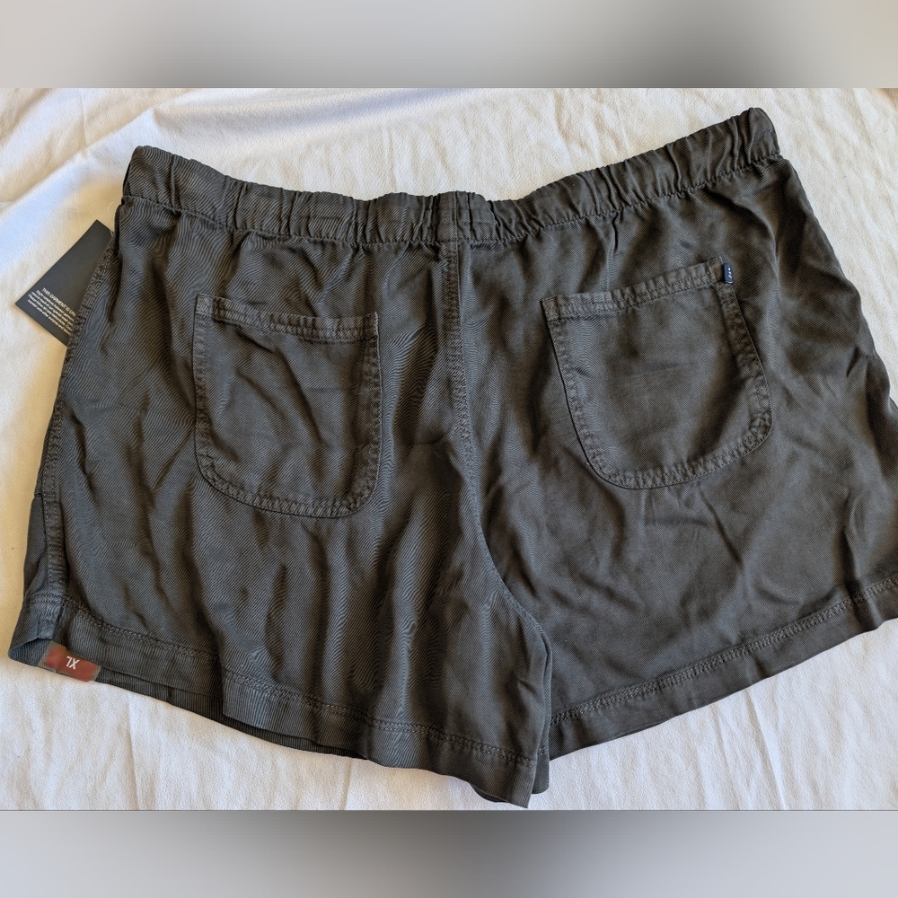 Gap Pull On Tencel Shorts Size XL - Picture 3 of 10